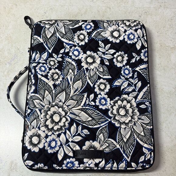 Vera Bradley Snow Lotus Tablet Organizer - Picture 3 of 7